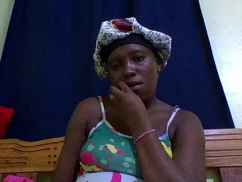 Snapshot of verginpussy01 chatting on 03/12/26, 04:57 verginpussy01 online show from 03/12/26, 04:57