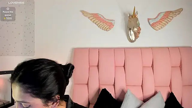 VeronikaOlsen online show from 03/01/25, 11:04