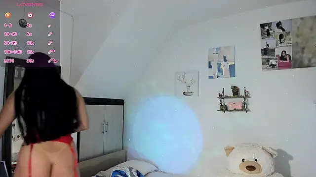 VeronikaOlsen online show from 11/22/25, 08:19