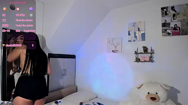 VeronikaOlsen online show from 11/26/25, 01:23