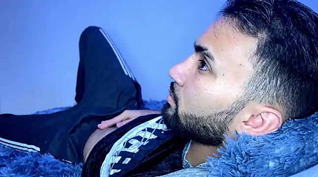 Dar milk online show from 02/25/25, 04:57