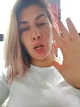 scarlett moore online show from 09/17/25, 01:13