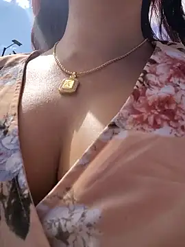 scarlett moore online show from 11/08/25, 02:17