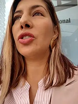 scarlett moore online show from 03/05/26, 04:03