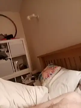 Snapshot of jonjoey123 chatting on 12/12/24, 08:25 jonjoey123 online show from 12/12/24, 08:25