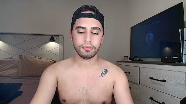 Snapshot of thonylewys chatting on 10/06/25, 01:25 thonylewys online show from 10/06/25, 01:25