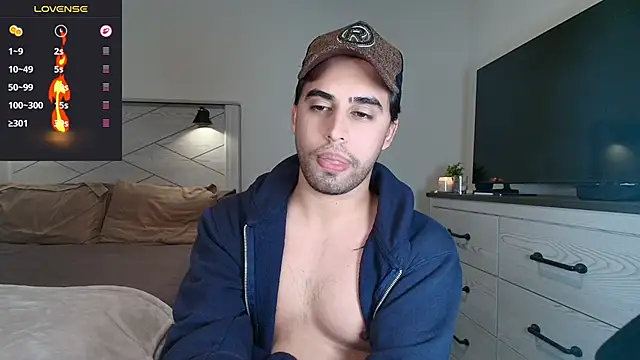 Snapshot of thonylewys chatting on 10/24/25, 10:39 thonylewys online show from 10/24/25, 10:39