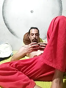 iirgastam3 online show from 12/17/25, 04:07