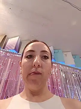 Snapshot of Mia_Novikov chatting on 05/27/26, 01:57 Mia Novikov online show from 05/27/26, 01:57