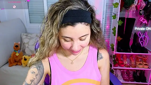 Tawny cox online show from 01/28/25, 12:11