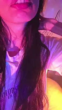 aloneathome online show from 06/20/26, 04:37