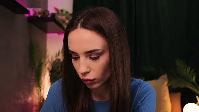 BabyYoda- online show from 02/13/25, 08:27