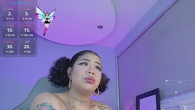 Snapshot of foxxy-lov3 chatting on 10/16/25, 12:06 foxxy-lov3 online show from 10/16/25, 12:06