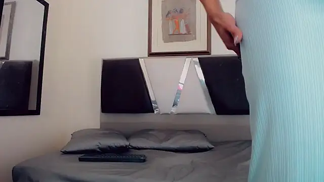 Snapshot of hilary_rodriguez chatting on 01/28/25, 07:32 hilary rodriguez online show from 01/28/25, 07:32