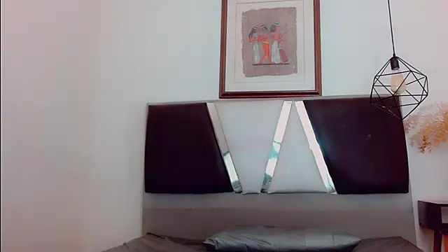 Snapshot of hilary_rodriguez chatting on 03/15/25, 07:05 hilary rodriguez online show from 03/15/25, 07:05