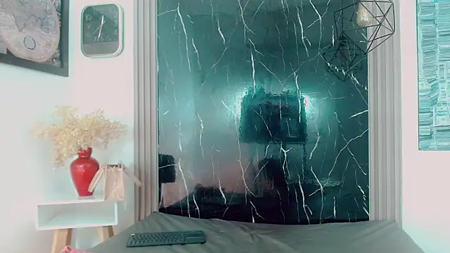 Snapshot of hilary_rodriguez chatting on 04/09/26, 07:30 hilary rodriguez online show from 04/09/26, 07:30