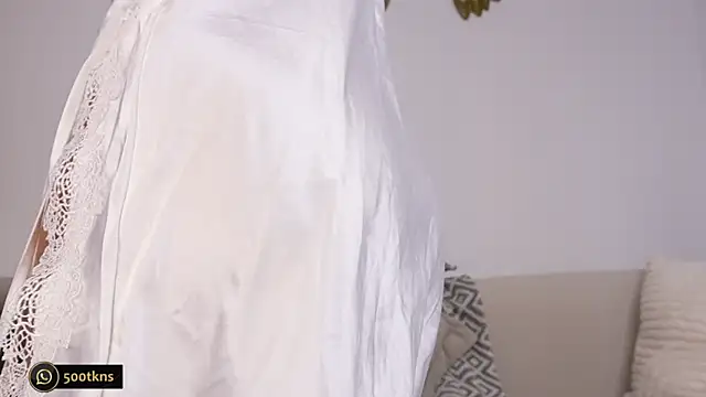 katie cruz online show from 12/02/25, 10:31