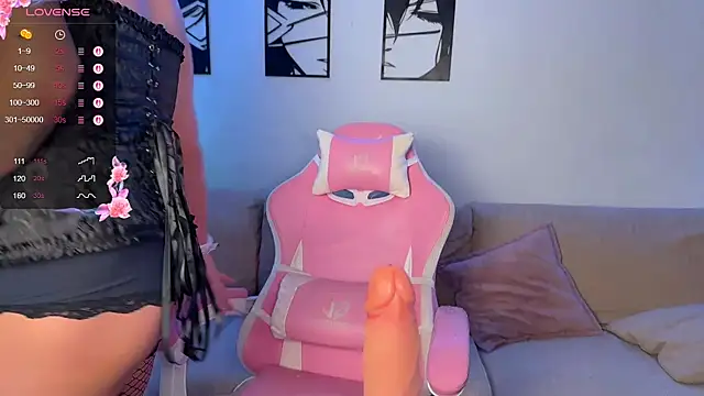 Snapshot of rich_peaches chatting on 10/31/25, 06:31 rich peaches online show from 10/31/25, 06:31