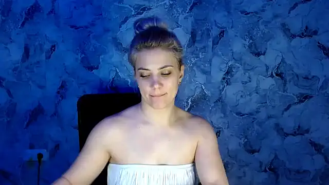 nika gold1 online show from 01/29/25, 09:39