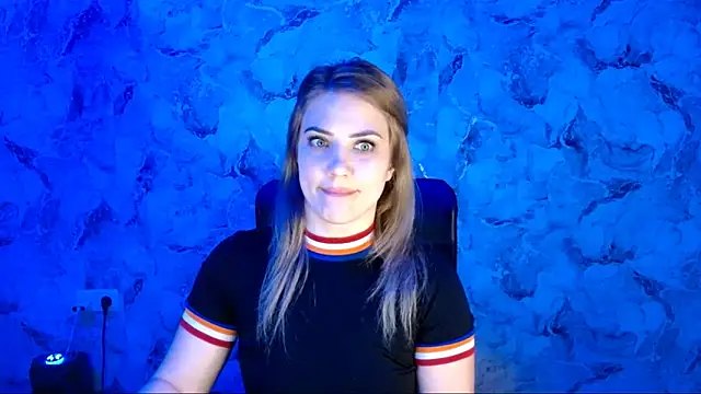 Snapshot of nika_gold1 chatting on 04/14/26, 06:03 nika gold1 online show from 04/14/26, 06:03