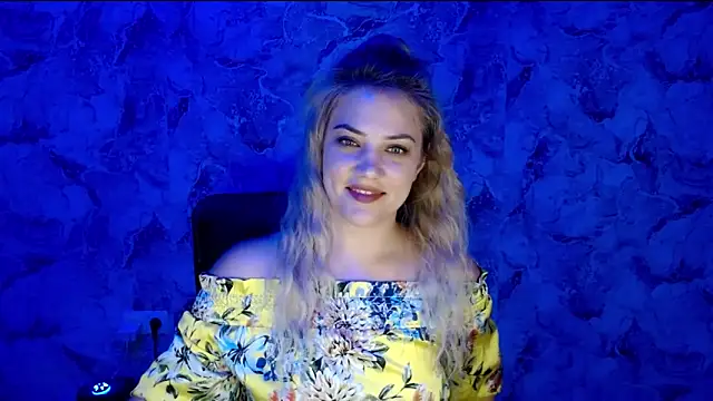 Snapshot of nika_gold1 chatting on 06/13/26, 03:54 nika gold1 online show from 06/13/26, 03:54
