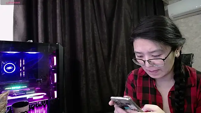 Snapshot of Brightssmiles chatting on 02/06/25, 06:29 Brightssmiles online show from 02/06/25, 06:29