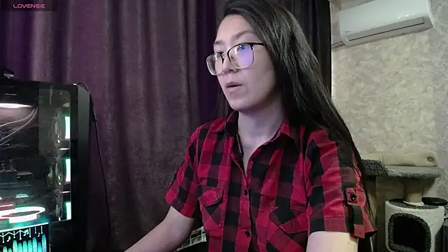 Snapshot of Brightssmiles chatting on 02/27/25, 10:59 Brightssmiles online show from 02/27/25, 10:59