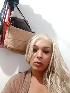 Snapshot of transgirl26 chatting on 04/14/26, 08:59 transgirl26 online show from 04/14/26, 08:59