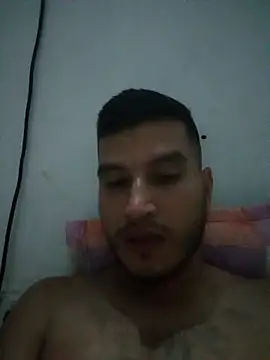 Snapshot of come_burra chatting on 04/01/26, 01:39 come burra online show from 04/01/26, 01:39