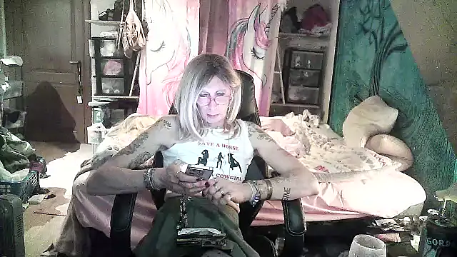 Ombeline1 online show from 01/24/25, 01:36