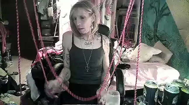 Ombeline1 online show from 02/07/25, 09:37