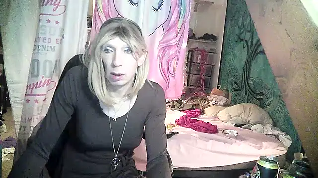 Ombeline1 online show from 02/13/25, 05:58