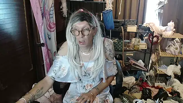 Ombeline1 online show from 09/12/25, 05:24