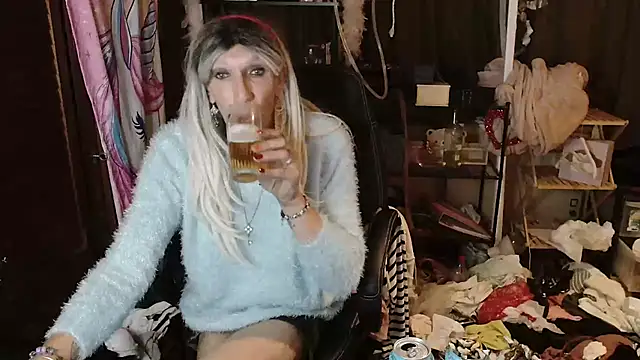 Ombeline1 online show from 10/14/25, 07:58