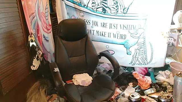 Ombeline1 online show from 03/19/26, 07:34