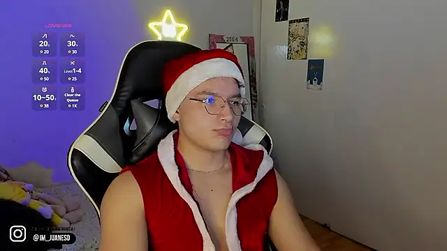 AustinSummerr online show from 12/04/24, 01:09