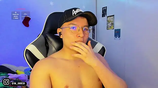 AustinSummerr online show from 01/03/25, 03:44