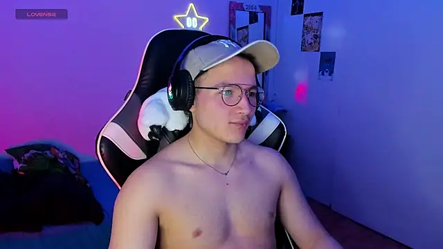 AustinSummerr online show from 01/17/25, 01:35