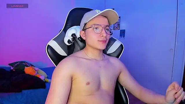 AustinSummerr online show from 01/17/25, 04:36