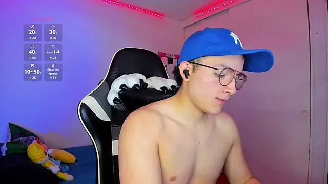 AustinSummerr online show from 01/21/25, 04:27