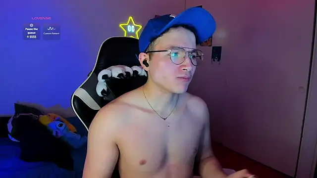 AustinSummerr online show from 01/22/25, 01:32