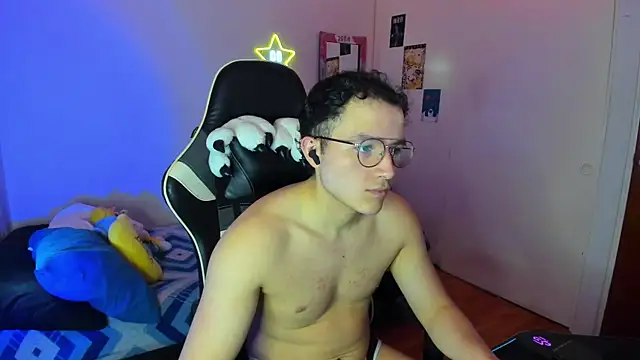 AustinSummerr online show from 01/25/25, 01:30