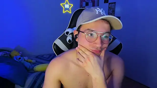 AustinSummerr online show from 01/27/25, 04:22