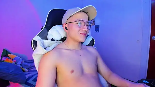 AustinSummerr online show from 02/01/25, 01:20