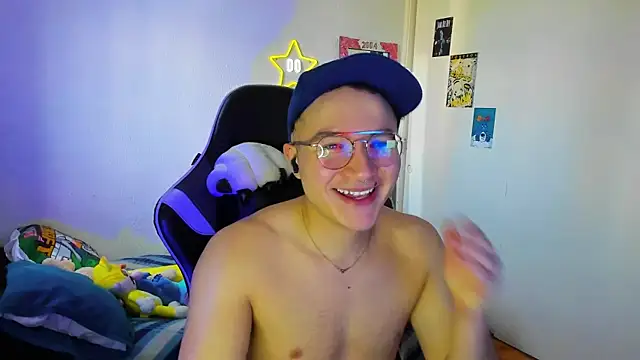 AustinSummerr online show from 02/04/25, 01:38