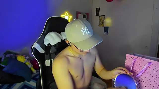 AustinSummerr online show from 02/05/25, 11:44