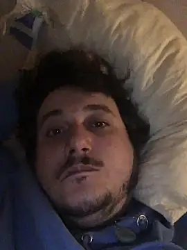 Daminou28 online show from 12/31/24, 04:27