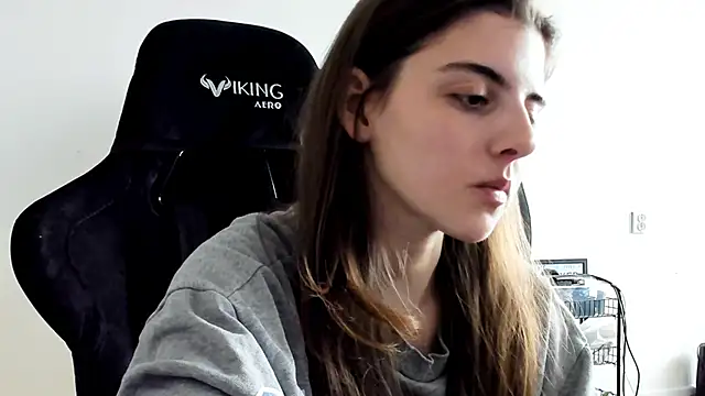 emmamurrr online show from 03/26/26, 10:32