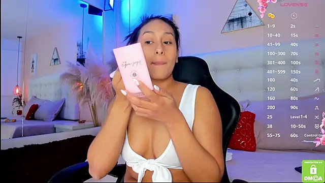 Snapshot of AmelyaMann chatting on 03/19/25, 12:34 AmelyaMann online show from 03/19/25, 12:34