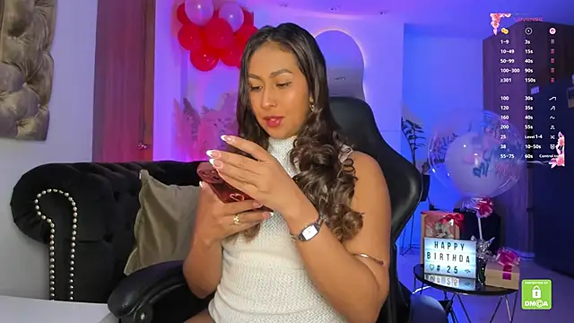 Snapshot of AmelyaMann chatting on 09/23/25, 01:03 AmelyaMann online show from 09/23/25, 01:03